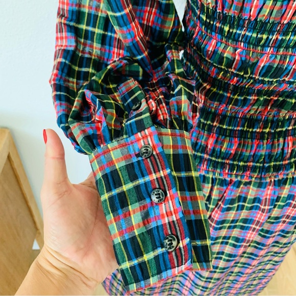 Sold! Gianni seersucker plaid smocked dress - Picture 14 of 16